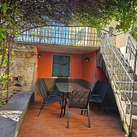 Casa Atena, Spaziosa, Romantica Con Idromassaggio Privato Varazze Exterior photo