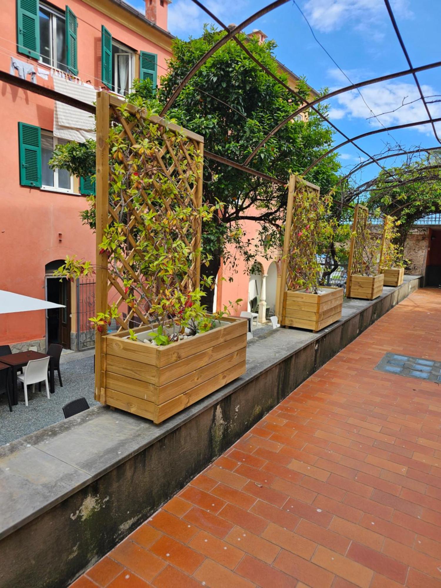 Casa Atena, Spaziosa, Romantica Con Idromassaggio Privato Varazze Exterior photo